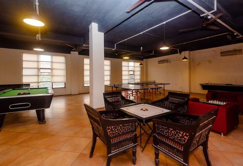 فندق Capital O 35403 Discover Resorts