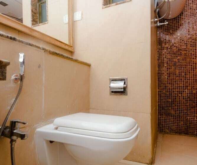 فندق Capital O 35403 Discover Resorts