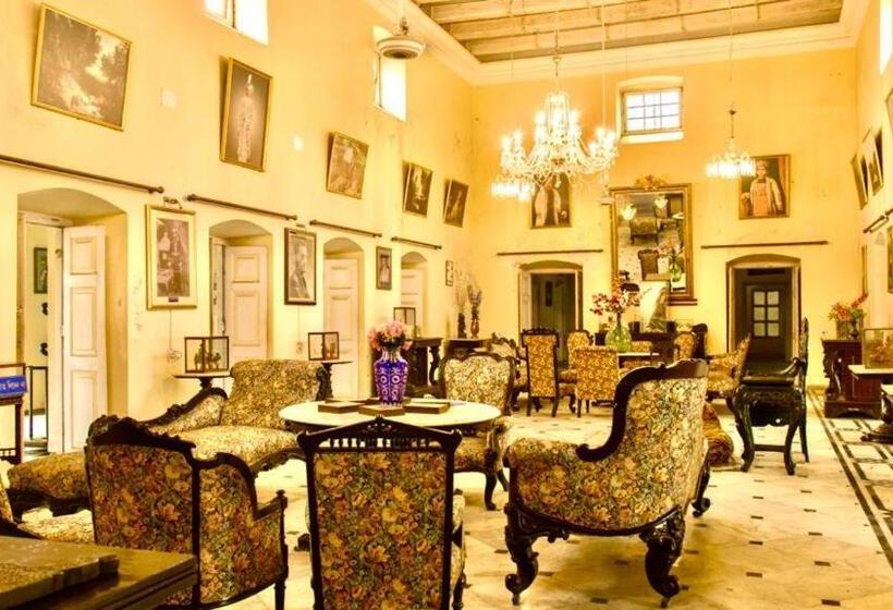 酒店 Cossimbazar Palace Of The Roys