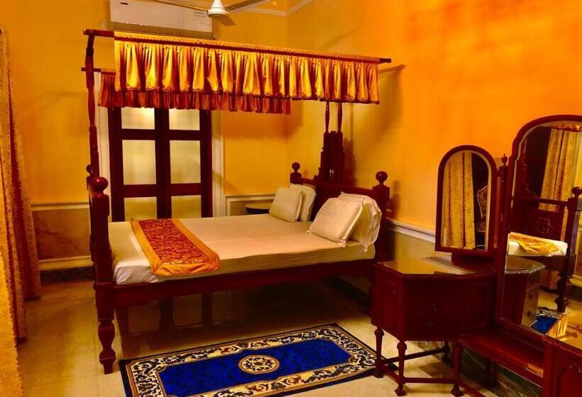 酒店 Cossimbazar Palace Of The Roys