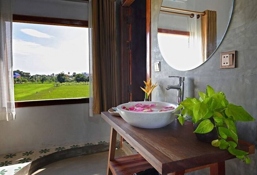 ホテル Dontrei Villa Angkor