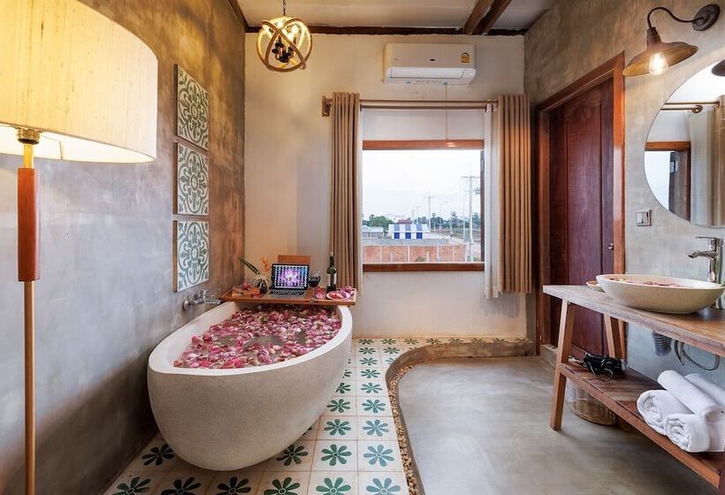 ホテル Dontrei Villa Angkor