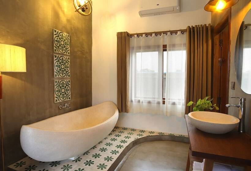 ホテル Dontrei Villa Angkor