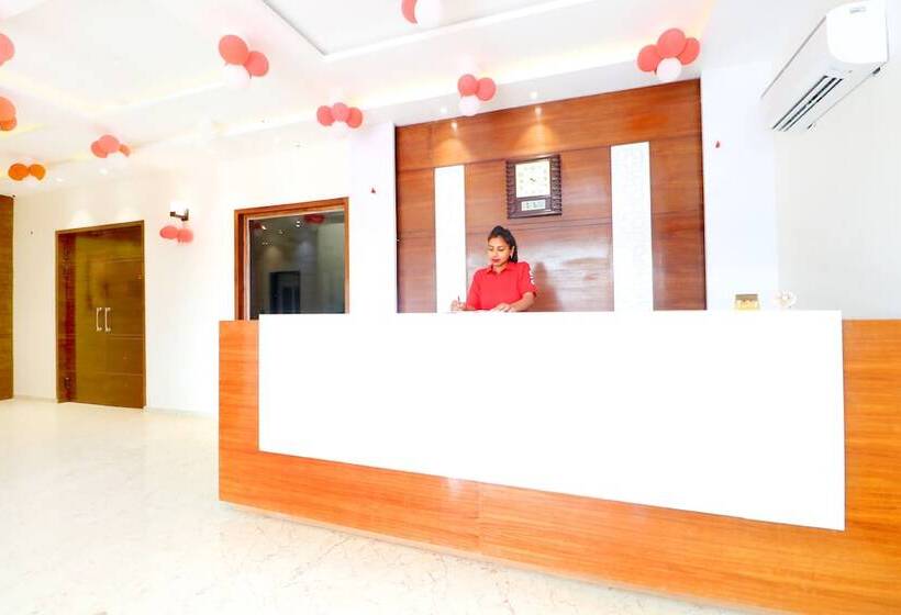 酒店 Dreamland By Oyo Rooms