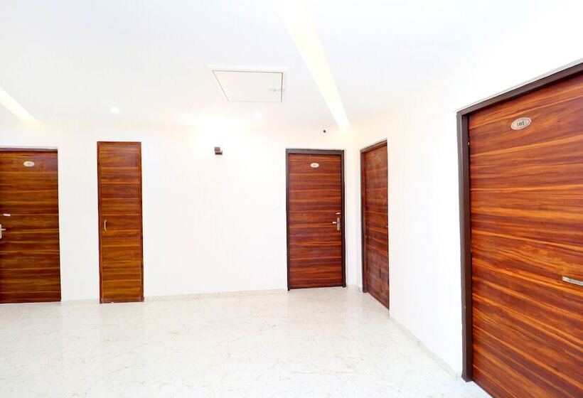 酒店 Dreamland By Oyo Rooms