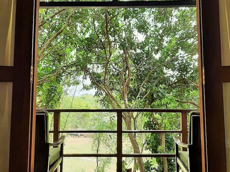 فندق Elephant Lodge