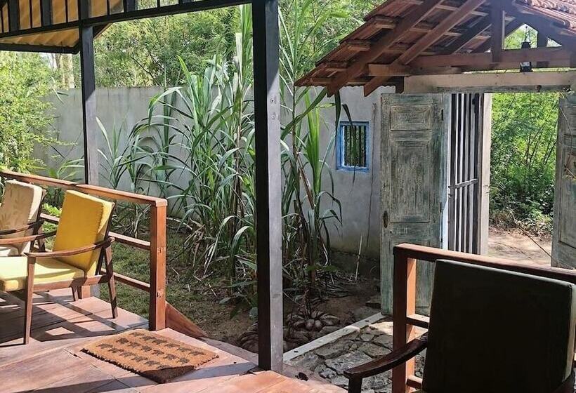 فندق Elephant Lodge