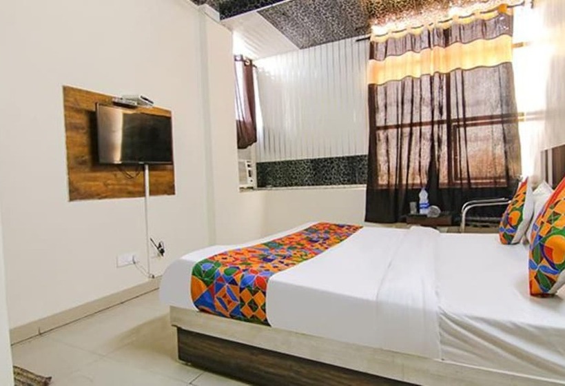 Отель Fabexpress Hc King