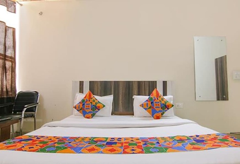 Отель Fabexpress Hc King