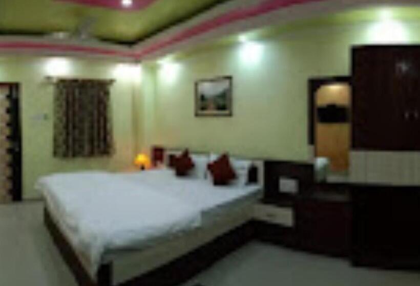 ホテル Gitanjali Malda