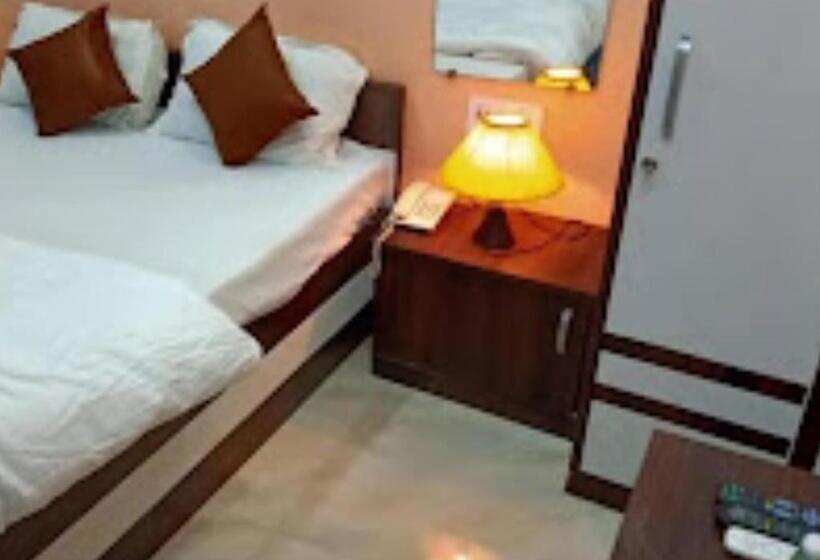 ホテル Gitanjali Malda