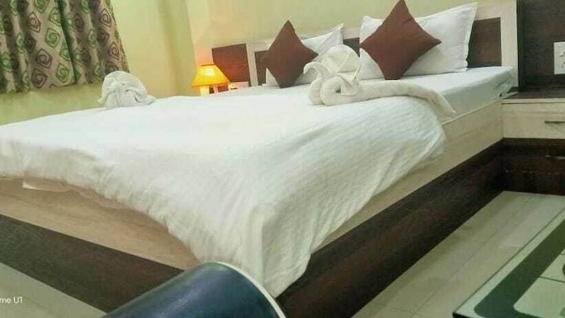 ホテル Gitanjali Malda