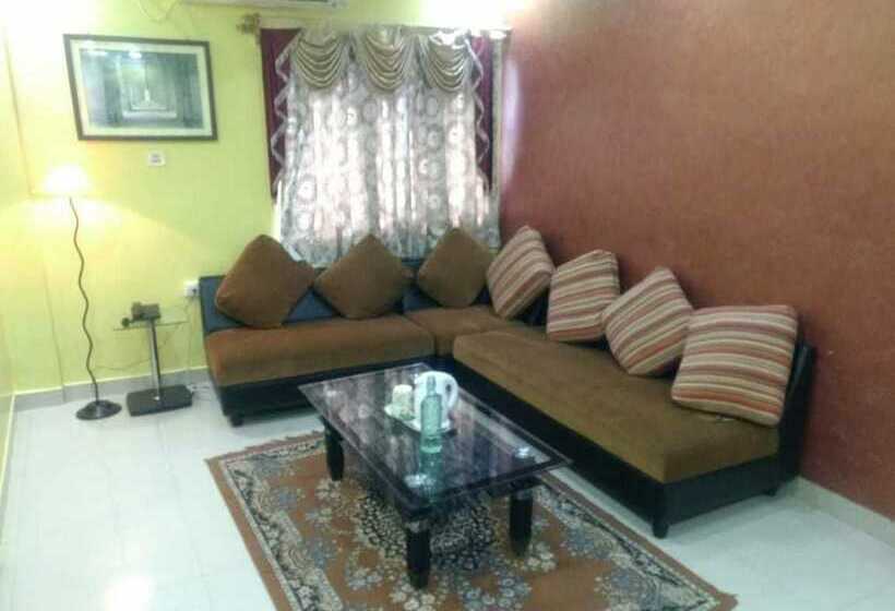 ホテル Gitanjali Malda