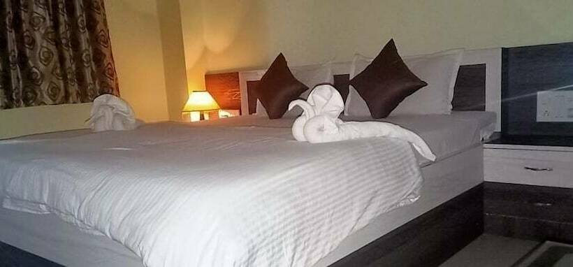 ホテル Gitanjali Malda