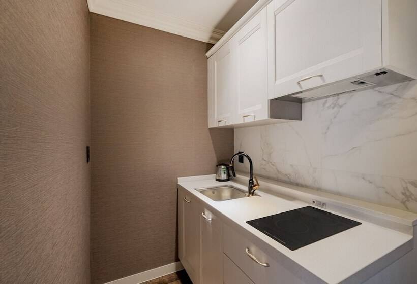 호텔 Goseong Hansan Marina Resort