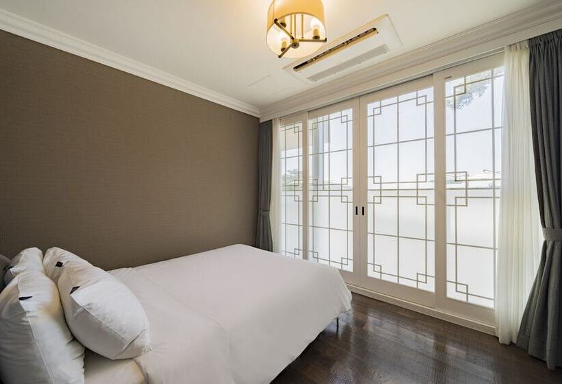 호텔 Goseong Hansan Marina Resort