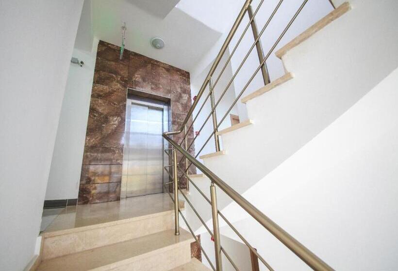 בית מלון כפרי Greenland Premium Residance