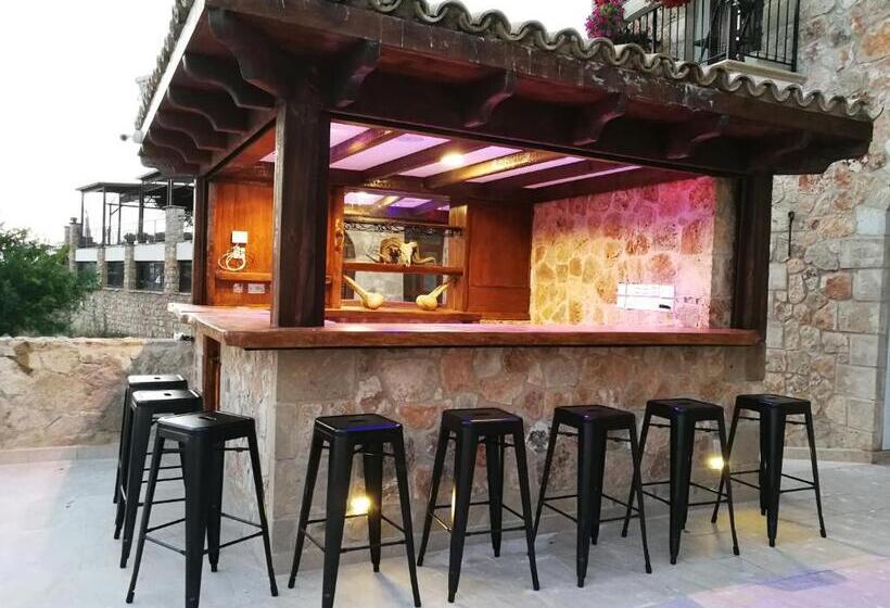 בית מלון כפרי Hanna Koumi Boutique