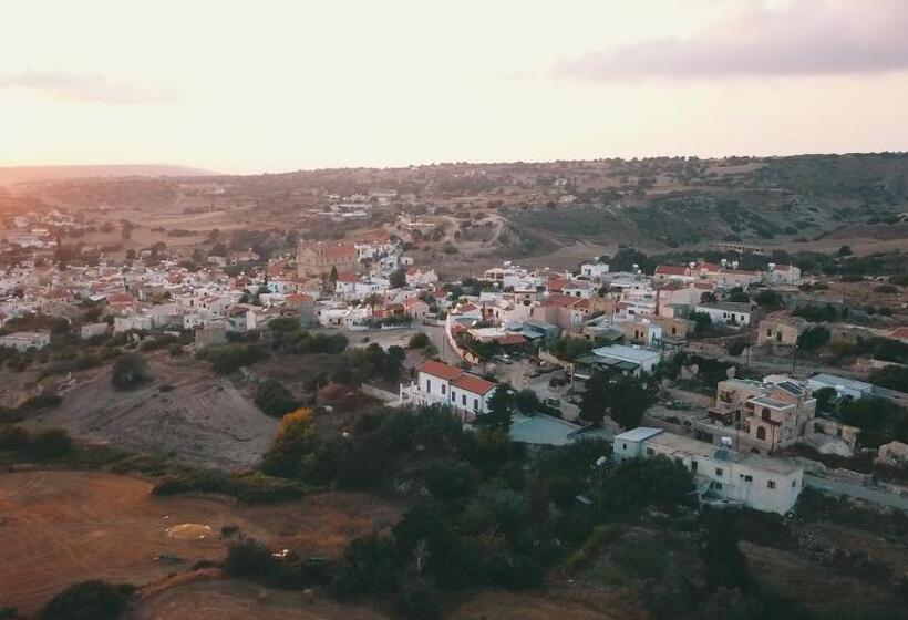 בית מלון כפרי Hanna Koumi Boutique