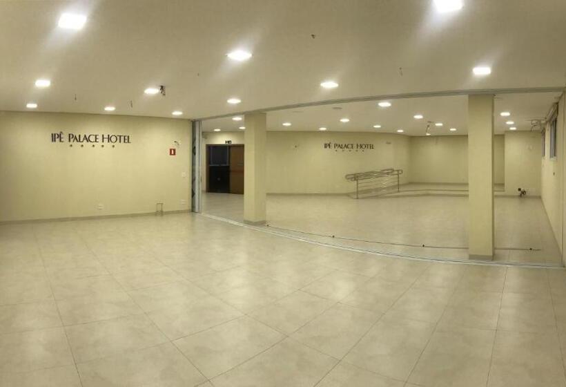 فندق Ipe Palace
