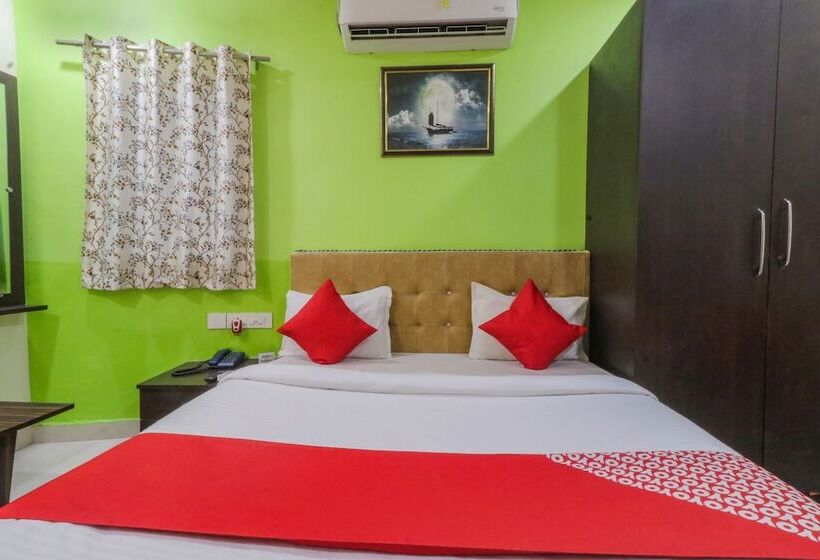 בית מלון כפרי J J Residency By Oyo Rooms