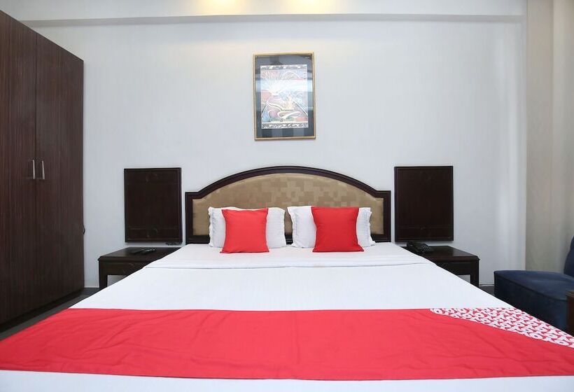 호텔 Jane Royale By Oyo Rooms