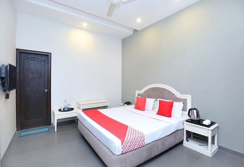 호텔 Jane Royale By Oyo Rooms