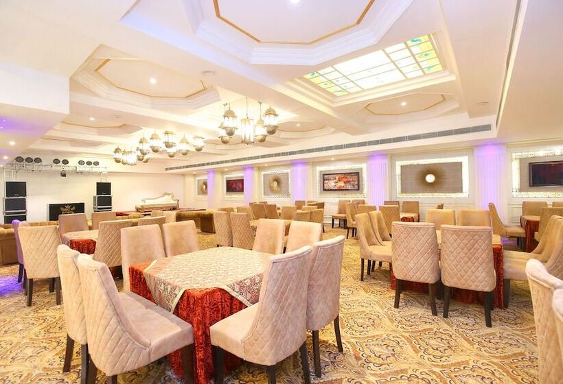 호텔 Jane Royale By Oyo Rooms