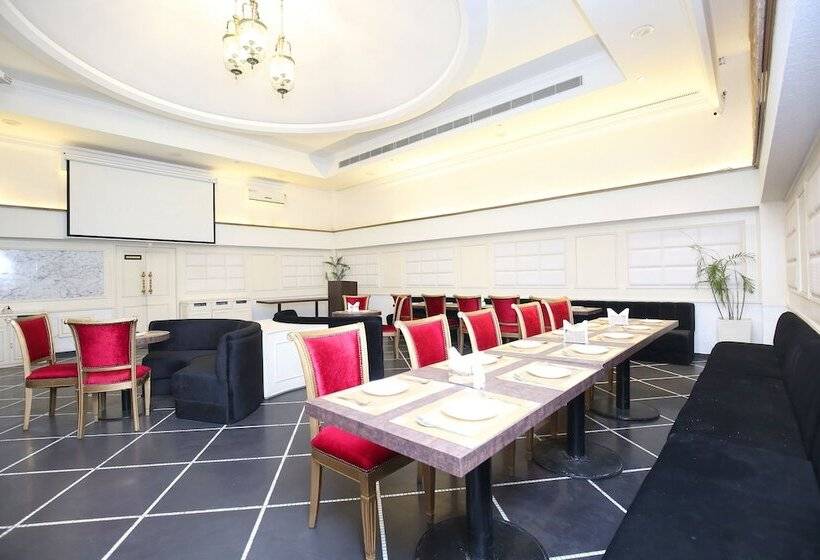 호텔 Jane Royale By Oyo Rooms