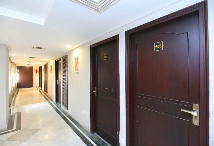 호텔 Jane Royale By Oyo Rooms