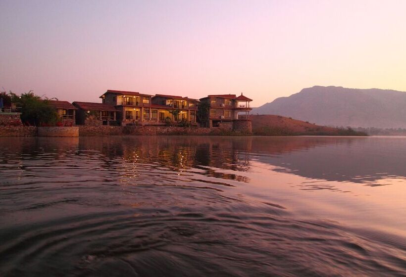 فندق Jhadol Safari Resort