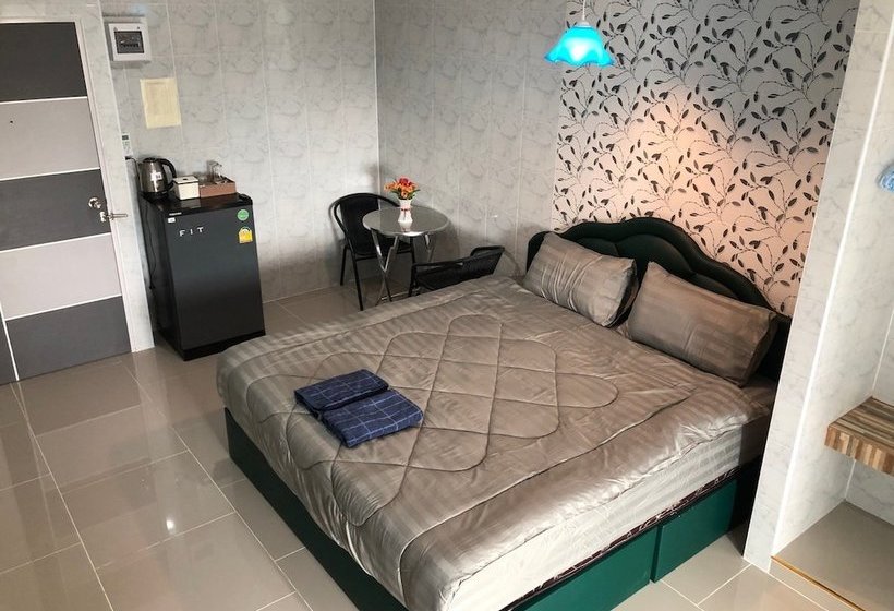 בית מלון כפרי Kansinee In Resort