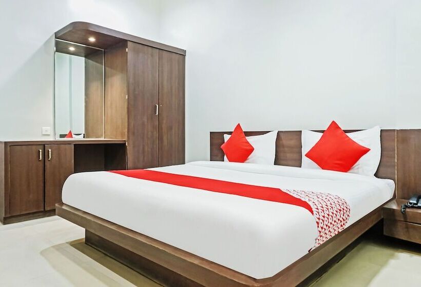 فندق Kartik By Oyo Rooms