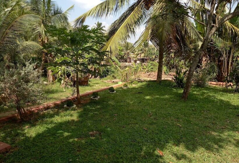 ホテル Lake Garden Villa Kelaniya