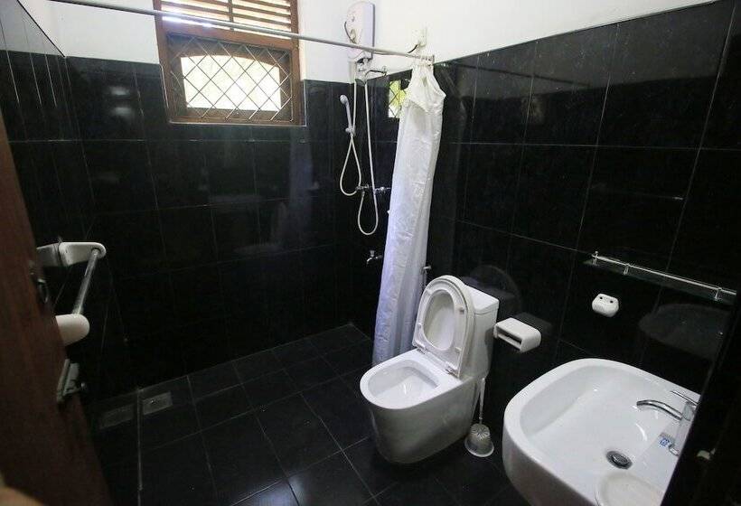 ホテル Lake Garden Villa   Kelaniya