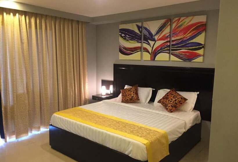 בית מלון כפרי Le Raj Courtyard