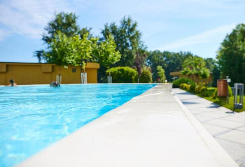 Курорт Lebada Luxury & Spa