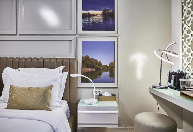 Курорт Lebada Luxury & Spa