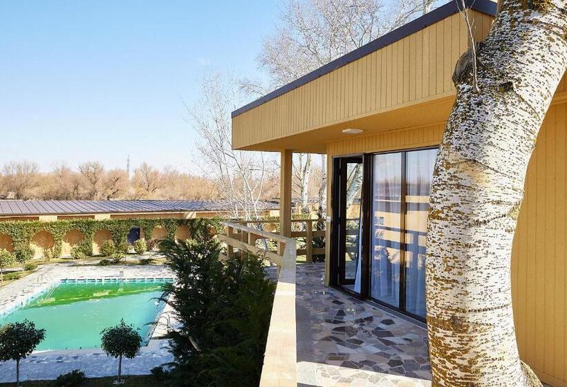 Курорт Lebada Luxury & Spa