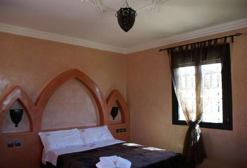 هتل Les Jardins De Tafraout