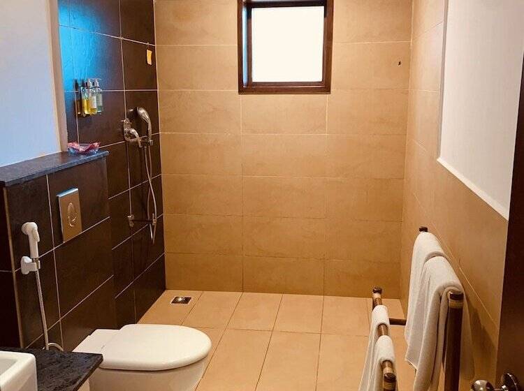 فندق Machaan Plantation Resorts Sakleshpur