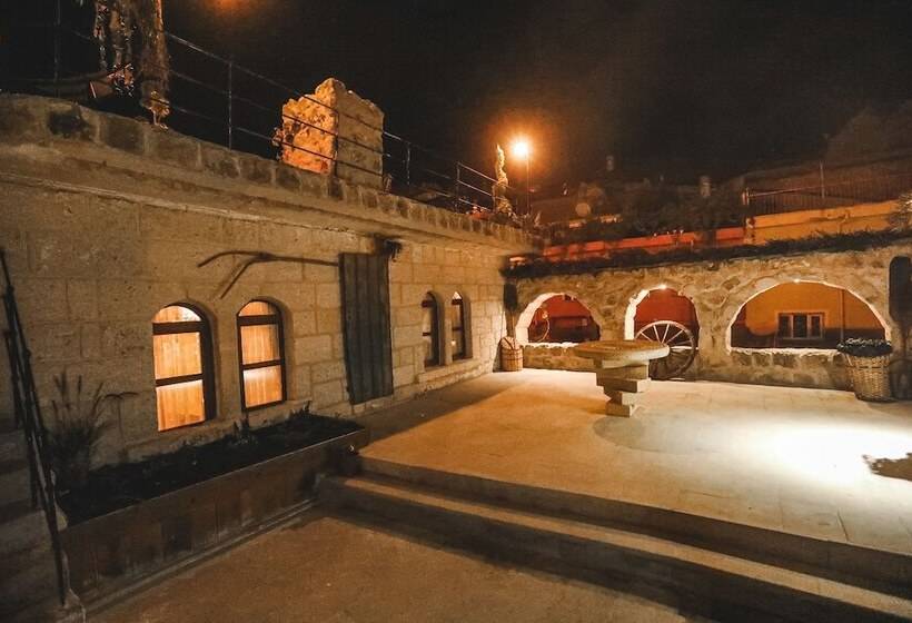 فندق Mahperi Cappadocia Cave