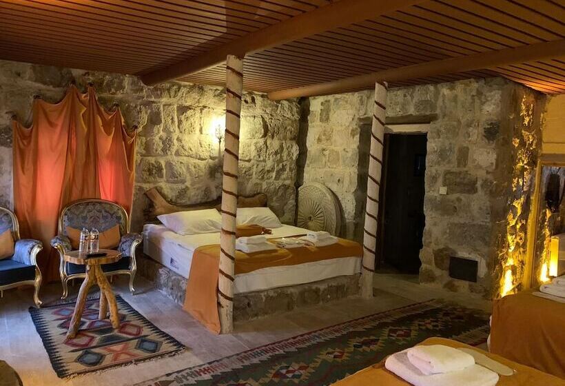 فندق Mahperi Cappadocia Cave