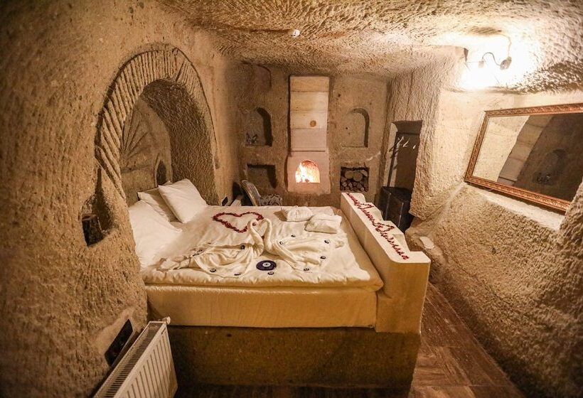 فندق Mahperi Cappadocia Cave