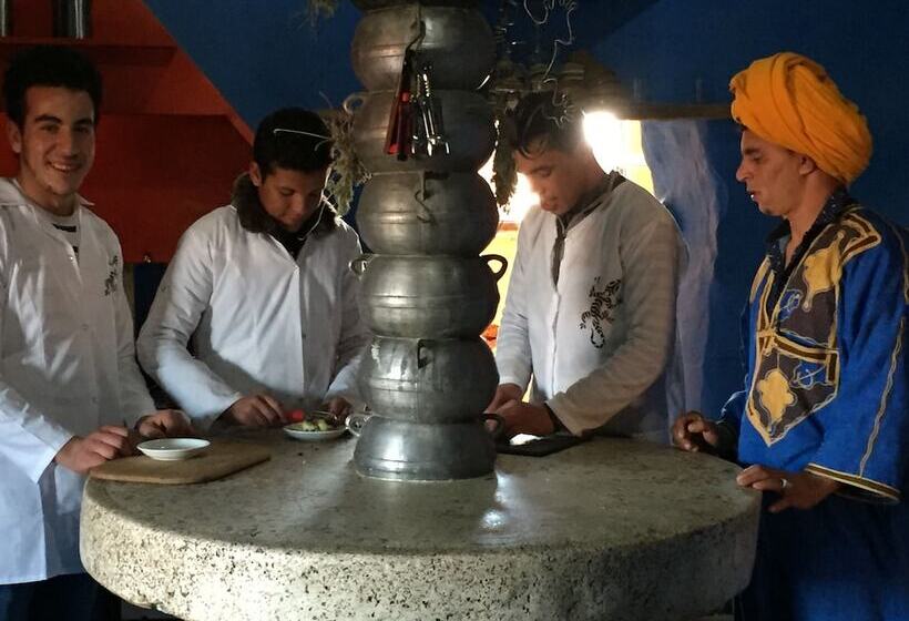 هتل Maison Boutchrafine