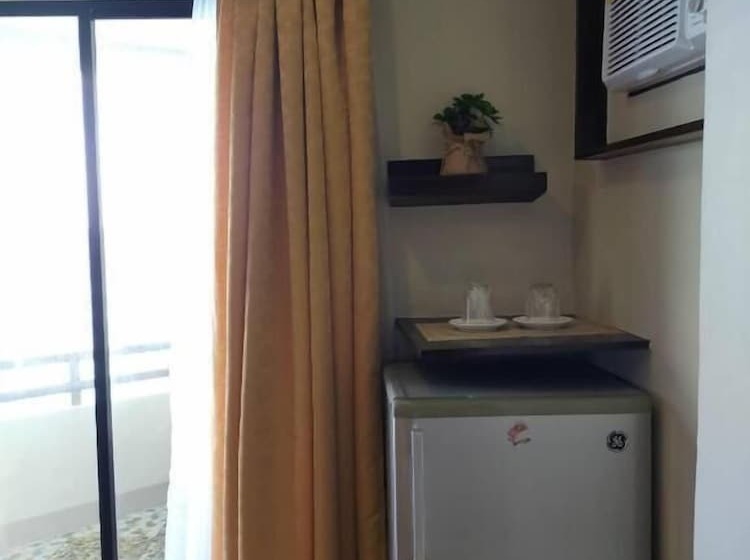 בית מלון כפרי Marjhun's Apartelle