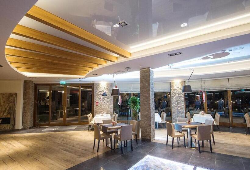 ホテル Molo Resort