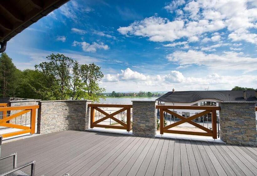 ホテル Molo Resort