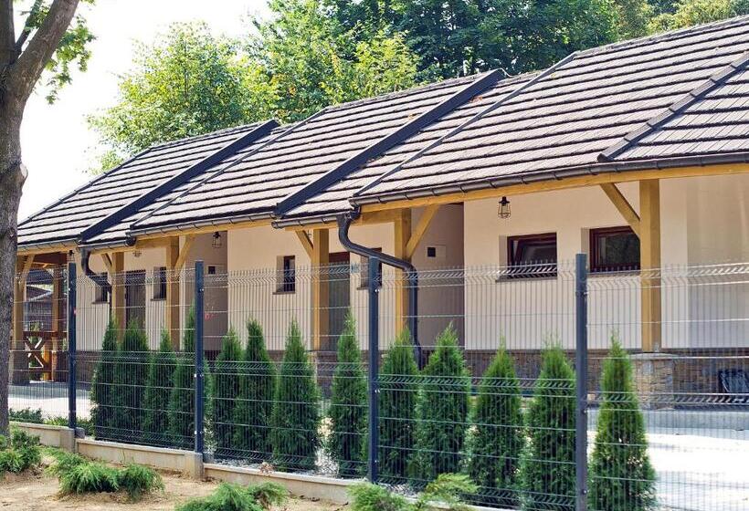 Отель Molo Resort