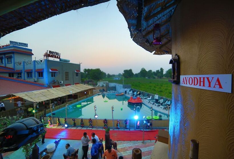 בית מלון כפרי Natraj & Resort